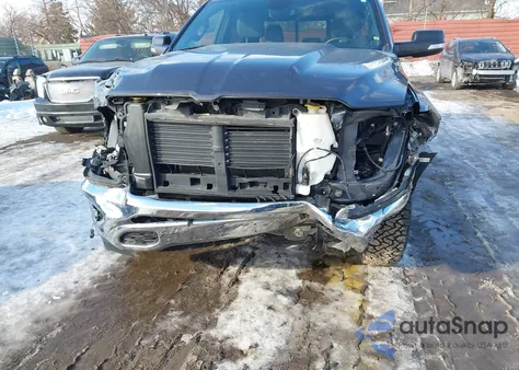 2021 Ram 1500 Big Horn 4X4 5'7 Box из США, поврежденный, VIN 1C6SRFFT5MN734426